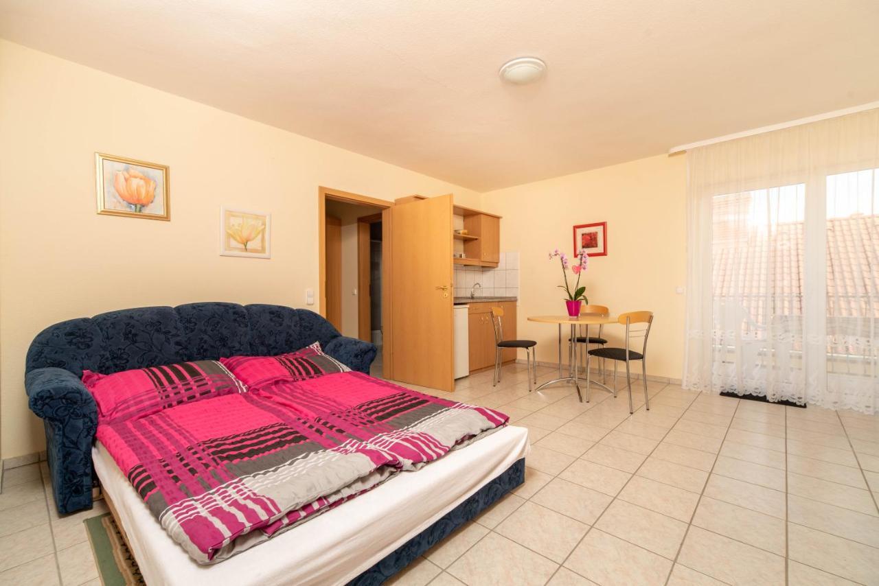 Lena Apartman Хевиз Экстерьер фото